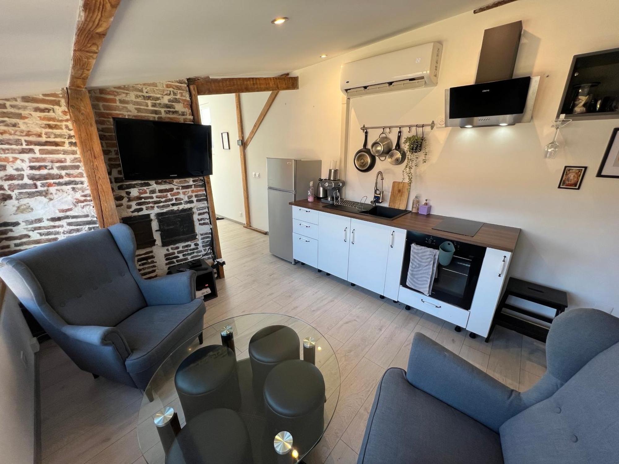 Bellevue Appartement Sous Les Toits Hypercentre Climatise Dole Exterior foto